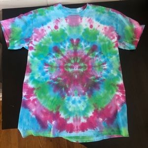 Mandala tie dye tee